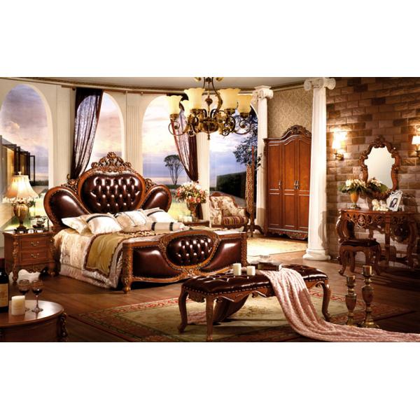 Italy French Antique Royal Luxury European Bedroom Furniture Classic Solid Wood 5PCS