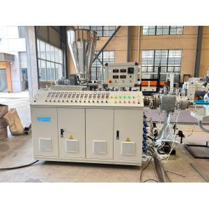 16-50mm PVC UPVC Pipe Making Machine Twin Screw Extruder