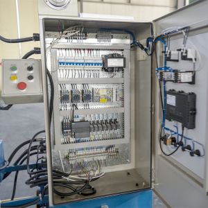 2.2kW Main Motor Power Hot Pressing Molding Machine for 500kg Weight Capacity