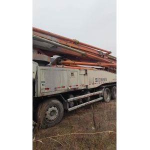 Zoomlion 56m Concrete Pump Truck and Durable 13840*2500*4000mm Total Weight
