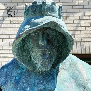 Bronze King Arthur Statue Life Size Medieval Knight Sculpture Metal Abstract