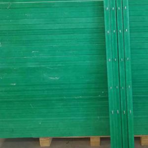Quality Multifunctional Barbed Wire Square Composite Columns For Farm Fence for sale