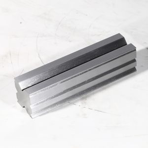 China Multi V Press Brake Die Bending Machine Lower Die 42CrMo on sale