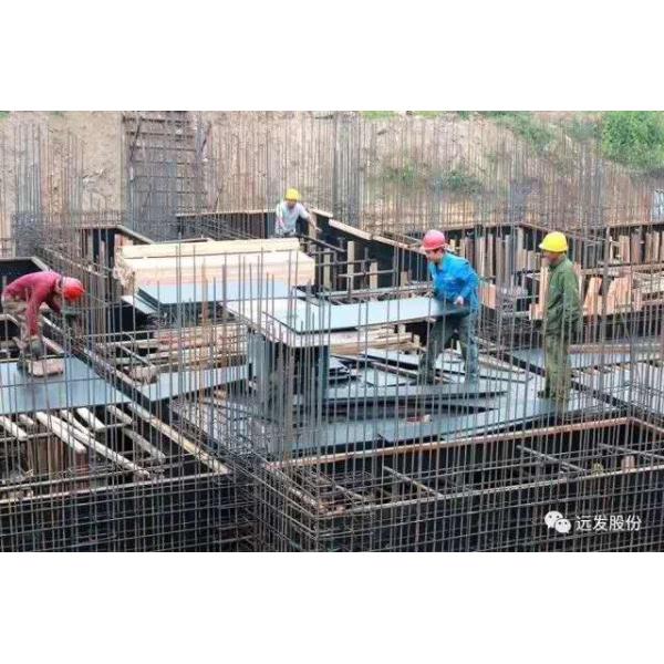 Waterproof Concrete Plastic Construction Formwork Machine Motor 132 KW 250-400kg/Hour