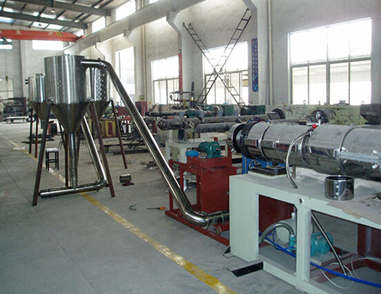 Buy PVC Double Screw Granulating Machine , Hot Cutting Pelletizing Extrusion Line at wholesale prices