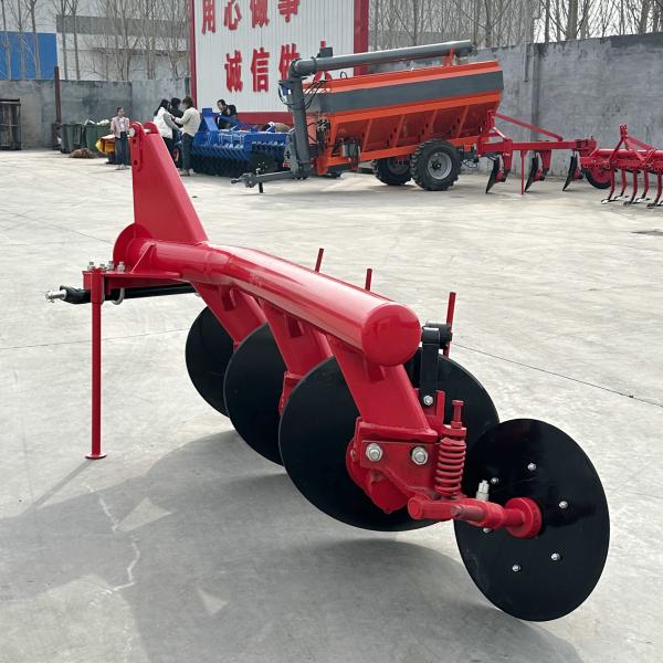 Iron Small Tractor Disc Plough / Plow Three Point Mounted For Farms