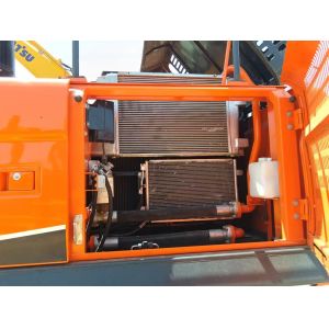 Used Doosan DX300 Excavator 2016 Model 30000 KG Machine Weight for Heavy Duty