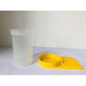 Bee Keeping Equipment Plastic Material Bee Feeder For Beekeeping