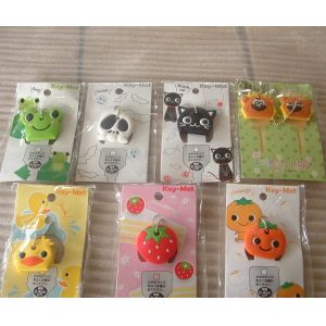 Friendly and environmental cute soft pvc material key chain