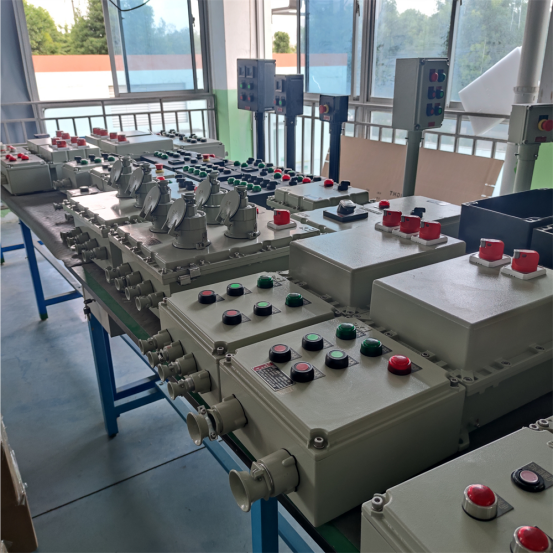 ATEX CNEX Approved Wall Explosion Proof Station Explosion Proof Control Panel For Shipyard