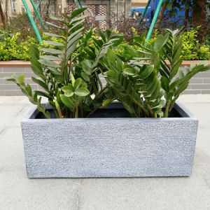 Modern Style Fiber Clay Planters Powder Coated Finishing