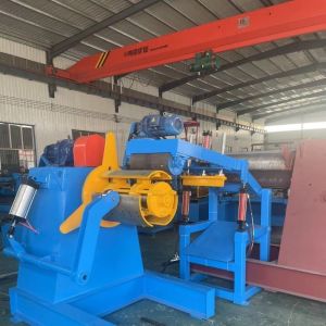 Quality Fully Automatic 5 Tons Hydraulic Decoiler Machine With Loading Cart for sale
