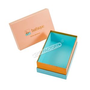 Lid And Base Paper Gift Box With Embossed Logo For Retail Display