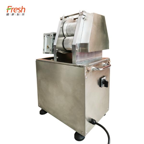 Buy 220V 550W Sugar Cane Squeezer Food Grade Industrial Sugarcane Crusher at wholesale prices