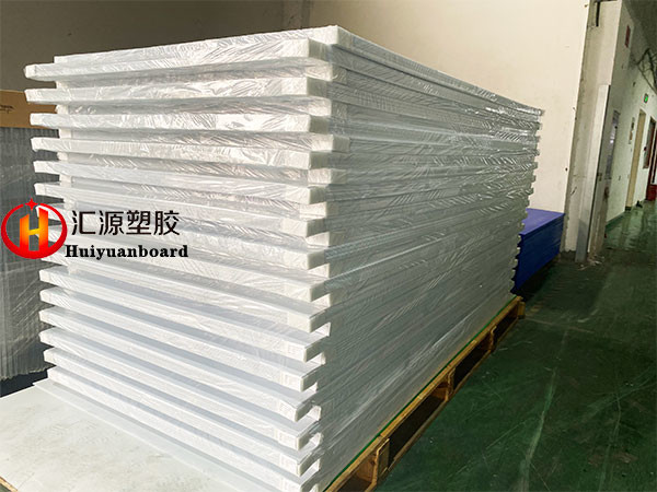 Buy 4mm Corrugated Plastic Sign Boards at wholesale prices