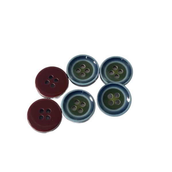 Fancy Eight Layers Colorful 4 Hole Plastic Buttons In 28L For Garment Accessories DIY