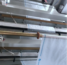 Automatically Change Rolling Bag Making Equipment / Plastic Bag Making Machine