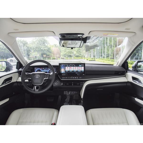2024 Toyota Camry 2.0L Sports Plus Hybrid Sedan FWD Left-Hand Drive Single Motor 4915*1840*1450 for Chinese Markets