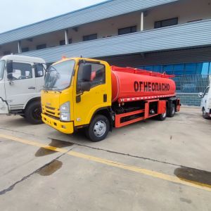 China ISUZU 6*2 Fuel Bowser Truck with 10CBM Manual Transmission New Condition Customizable Double Warehouse Tank Oil Refueling Vehicle on sale