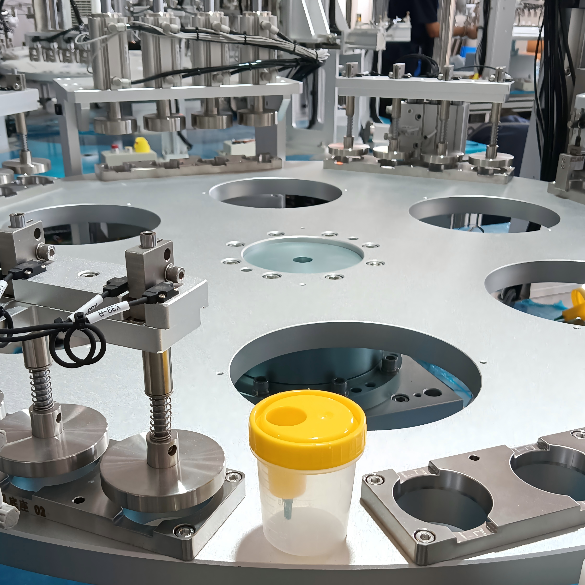 High Stability Urine Cup Assembly Machine with Index Motion Operation and