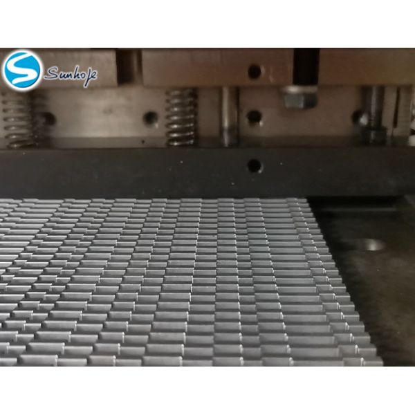 Custom Fin Press Underslung Drive and High Precision Forming for Heat Exchangers
