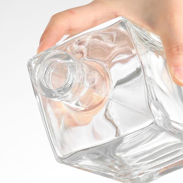 380ml Flint Rum Wine Vodka Spirits Alcoholic Liquor Bottle with Customize Sealing Type