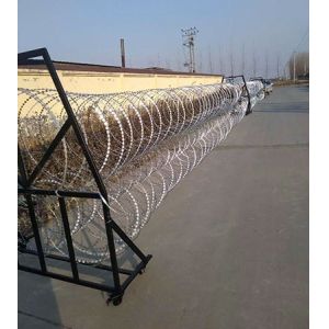 Razor Mobile Security Barrier Concertina Razor Wire Anti-Riot Fence Rapid