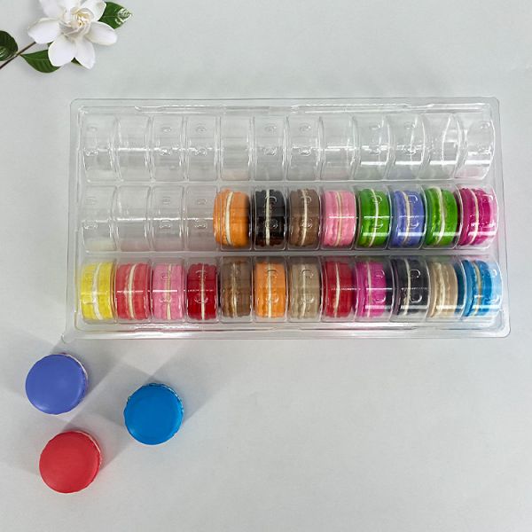 Customized 36 cavity vacuum formed plastic PET macaron container with transparent lid
