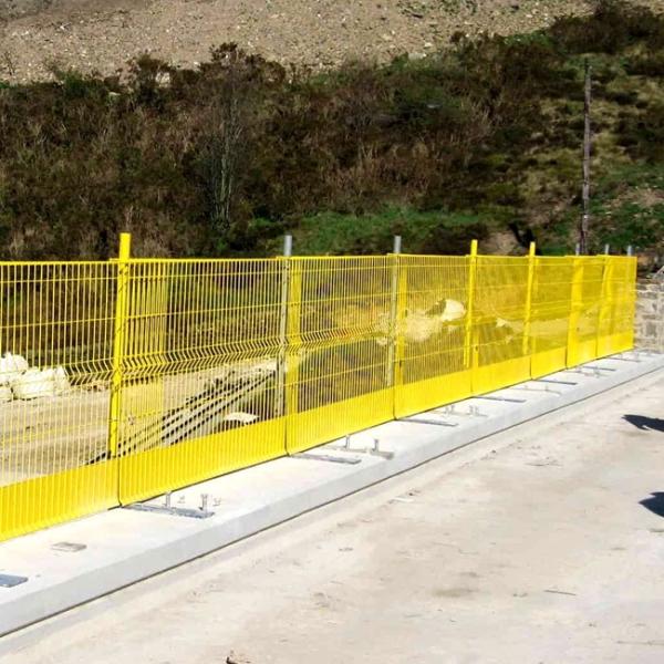 Custom-Length Edge Protection Barrier Adjustable to Fit Various Project