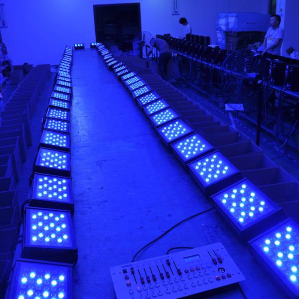 High Quality CE UL Listed 54x3W RGBW DMX LED Flood Light Outdoor