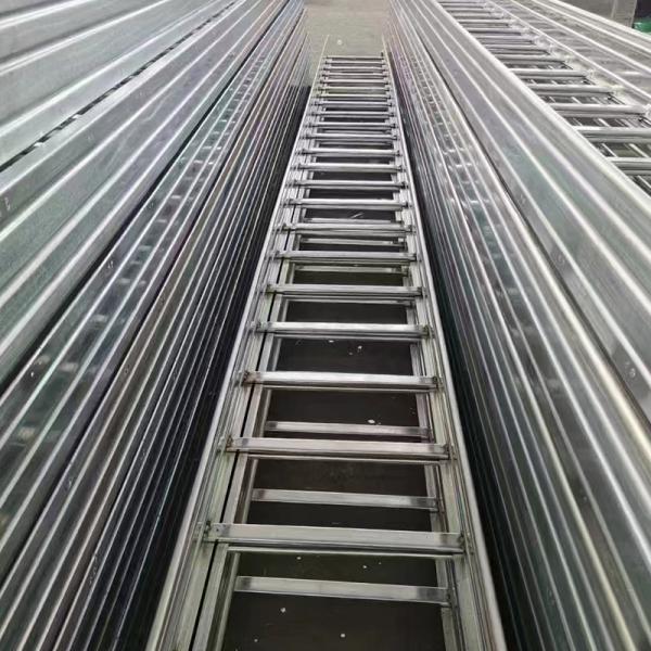 50mm-200mm Ladder Type Cable Tray Wall Mounted For Maximum Space Utilization