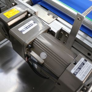Easy to Operate Automatic Carton Box Sticker Sealing Machine for Pallet Cargo