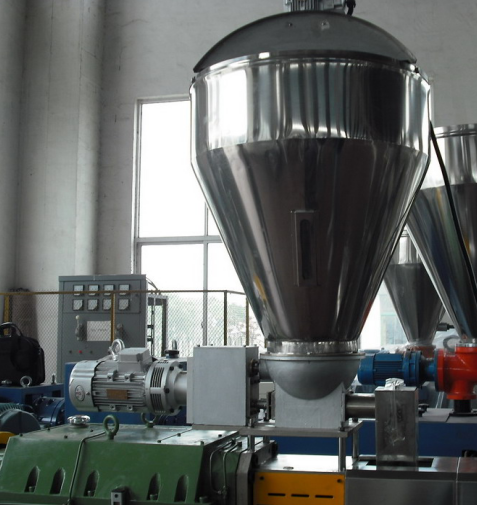 Vacuum Degassing PET Flake Industrial Plastic Granulator