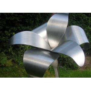 Beautiful Tulip Flower Stainless Steel Sculpture In Water , Matt Finish