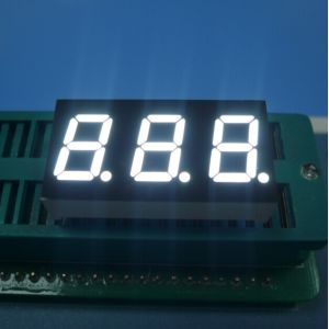 Triple Digit 0.4inch 7 Segment LED Display with 10.16mm Digit Height and 100,000