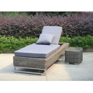 Foldable Rattan Sun Lounger , Outdoor Garden Cane Chaise Lounge Set