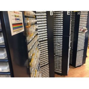 Analog ADM2483BRWZ Componen ADM2483BRWZ Microcontroller Electronic Components Ic