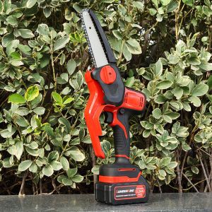 6-Inch Telescopic Handle Rechargeable Battery Operated Electric Cordless Chainsaw DIY Mini Handheld Chainsaw