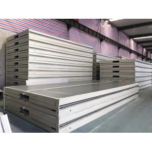 Flat Roof Light Steel 2600mm High Foldable Container House Fireproof