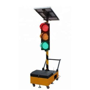 Mobile IP68 Solar Traffic Light 8000mcd Poly carbonate For Road Safety