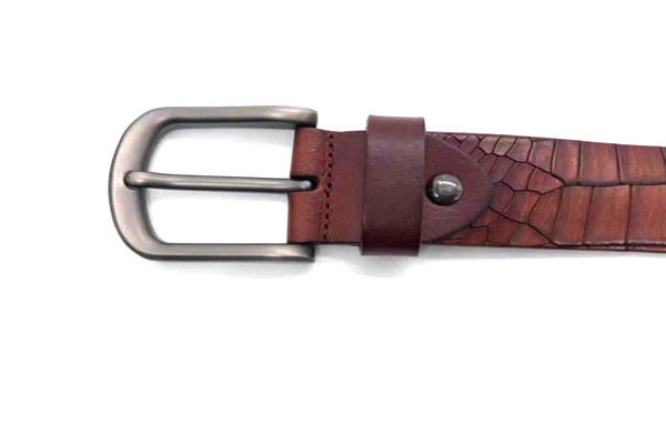 Mens Crocodile Embossed Leather Belt , Classic Dress Belt With Single Prong Buckle
