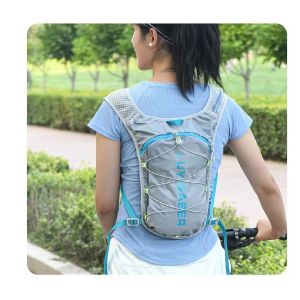 Plain Pattern Cotton Lining Outdoor Sports Backpack for Marathon Running and Trail Riding Features External Frame