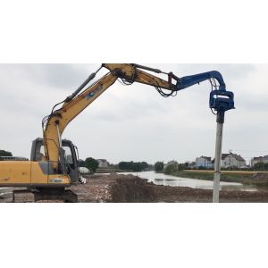 Compact Structure Vibratory Pile Driving Equipment Accurate Quick Piling Speed
