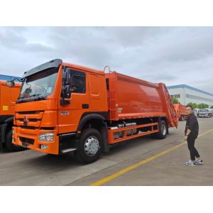 4x2 Japanese Sinotruck Howo Garbage Compacted Truck With 10 Cbm To 12 Cbm Volume