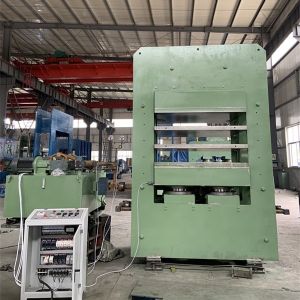 Advanced Technology Plate Vulcanizing Press 1200T for Rubber Bearings Video