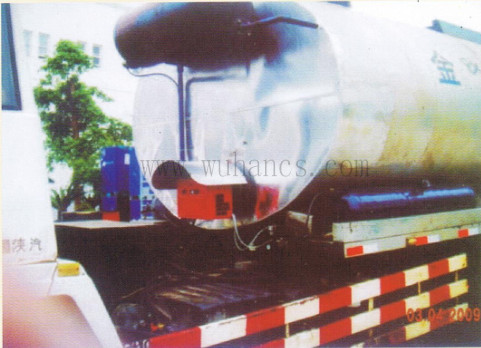 Buy Carbon Steel Asphalt Distributor Truck Intelligent Computer Control at wholesale prices