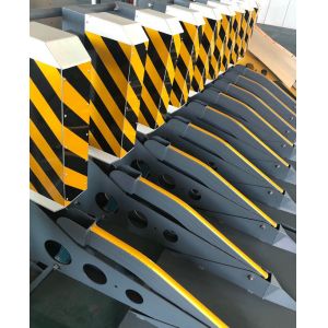 Aluminum Alloy 1144mm Height Road Traffic Barrier