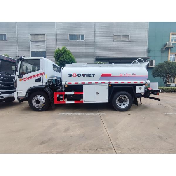 DONGFENG 4x2 Drive Wheel Fuel Bowser Truck 8000L Tank Diesel Manual Transmission New Condition Water Fuel Refueling Vehicles