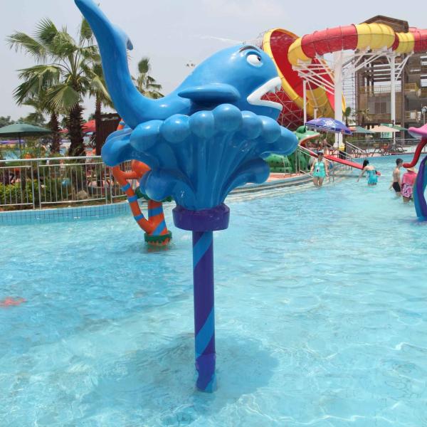 Cartoon Whale Spray Play Equipment For Kids / Adults , 0.3 - 0.6m Water Depth