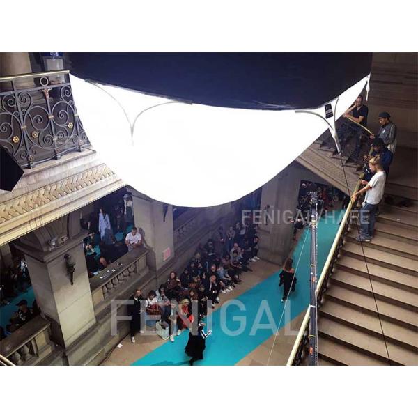 Ellipse and diamond lighting balloon with Daylight HMI CRI>95 5kW 230V